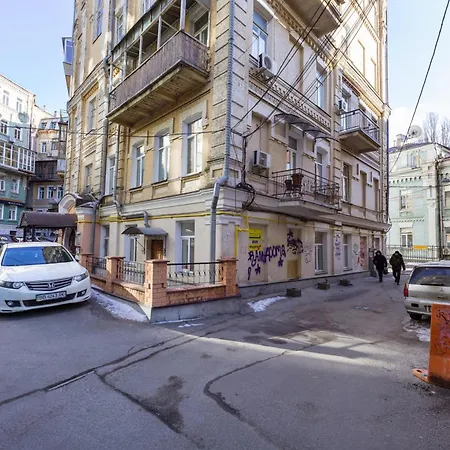 Apartment -911 Mikhailovsky Kyiv