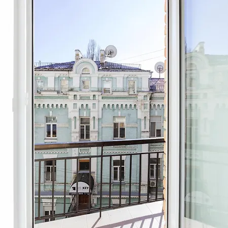 -911 Mikhailovsky Апартаменти Київ